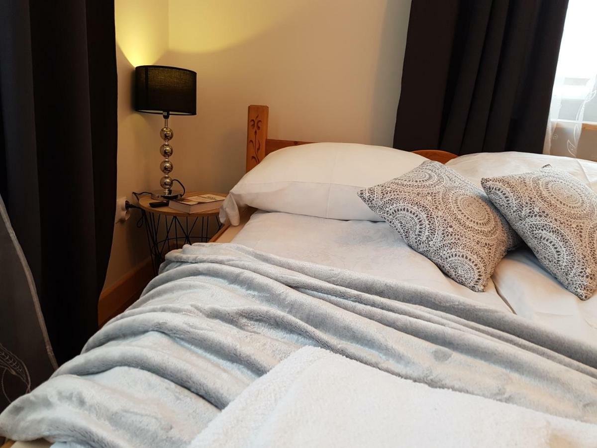 Antonowka Villa Trybsz Ngoại thất bức ảnh